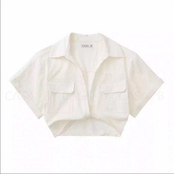 5⭐️BESTSELLER CASA B| The Christy Twist Front Collared Crop Blouse - Picture 2 of 10